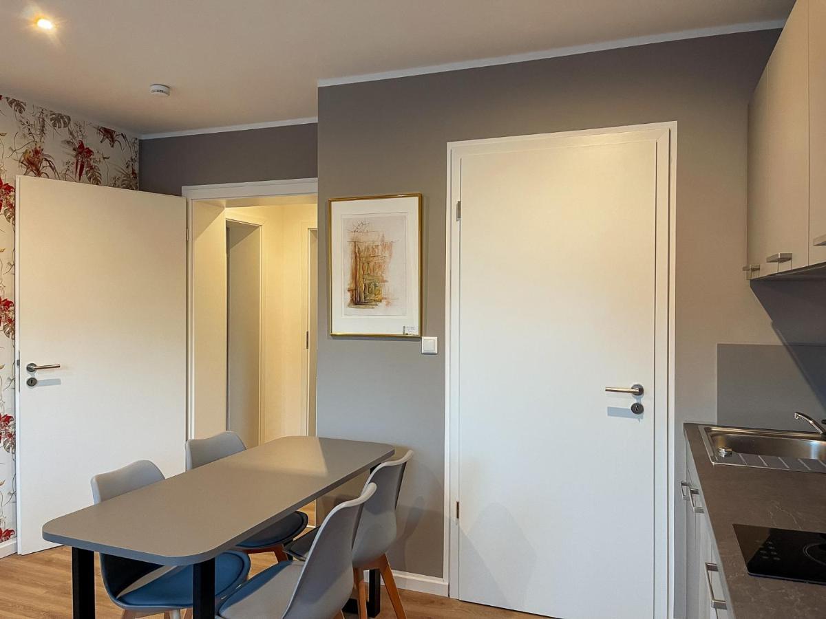 Apartment Prinzessin Aphrodite - Zimmerprinzen Oldenburg Exteriör bild